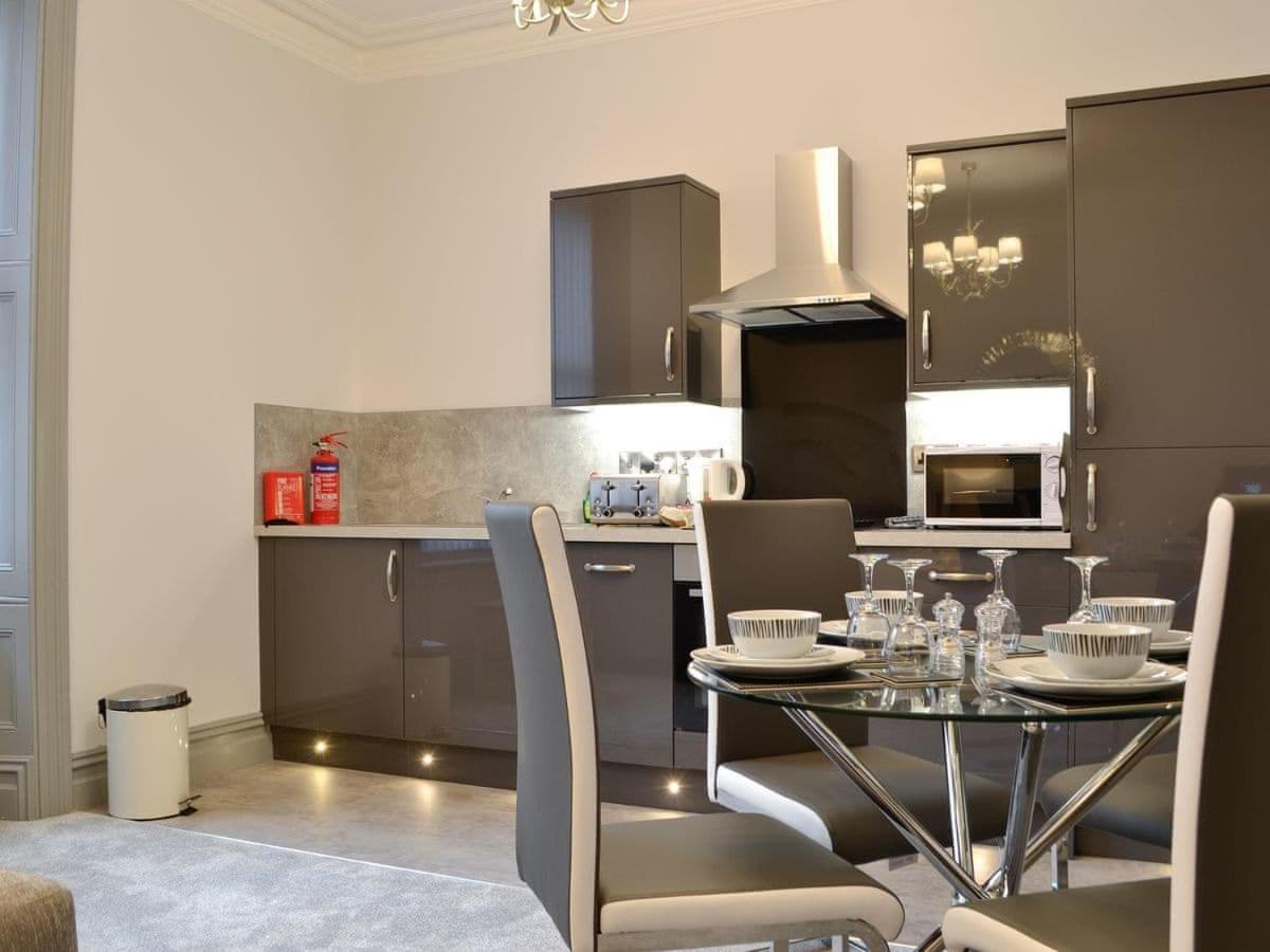 Grosvenor House Apt 3 Aberystwyth Bagian luar foto