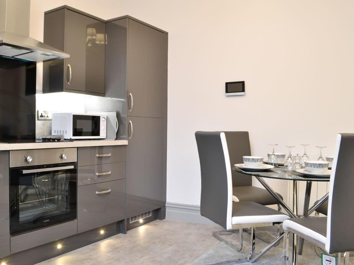 Grosvenor House Apt 3 Aberystwyth Bagian luar foto